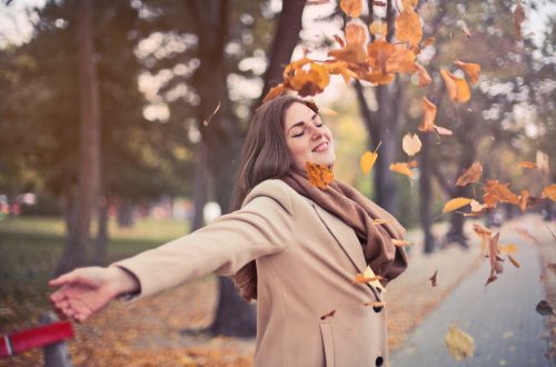 photo femme heureuse