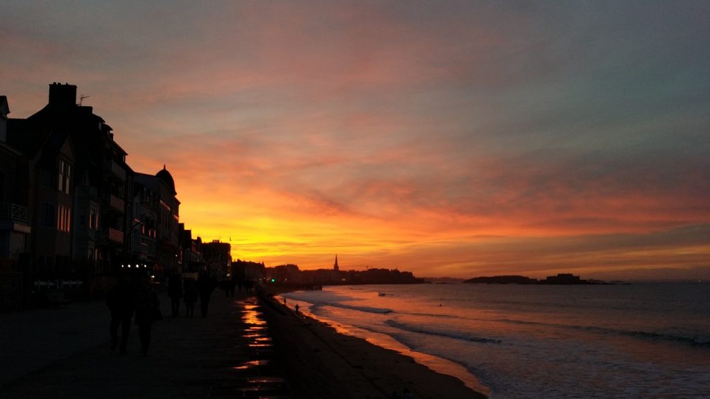 soleil couchant saint malo