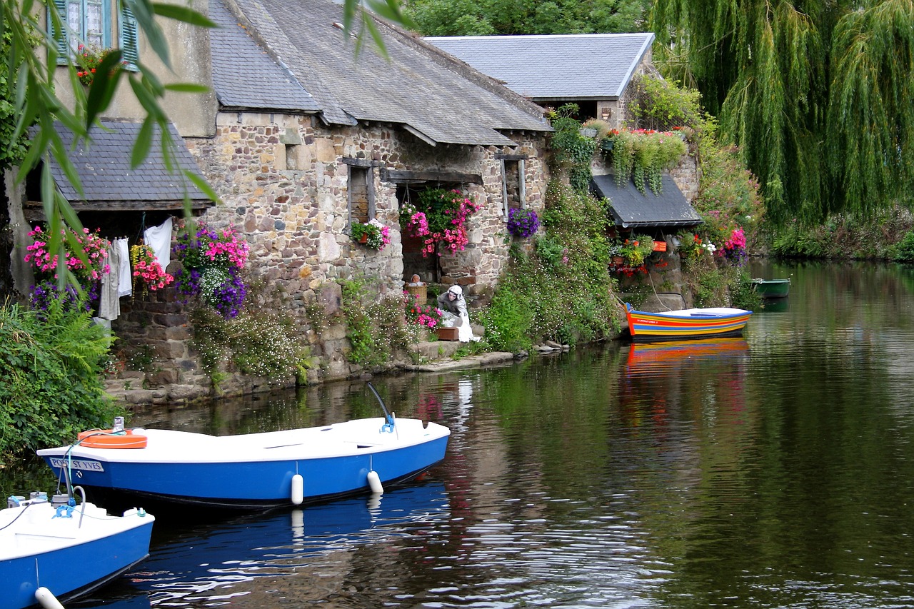 petite maison et eau