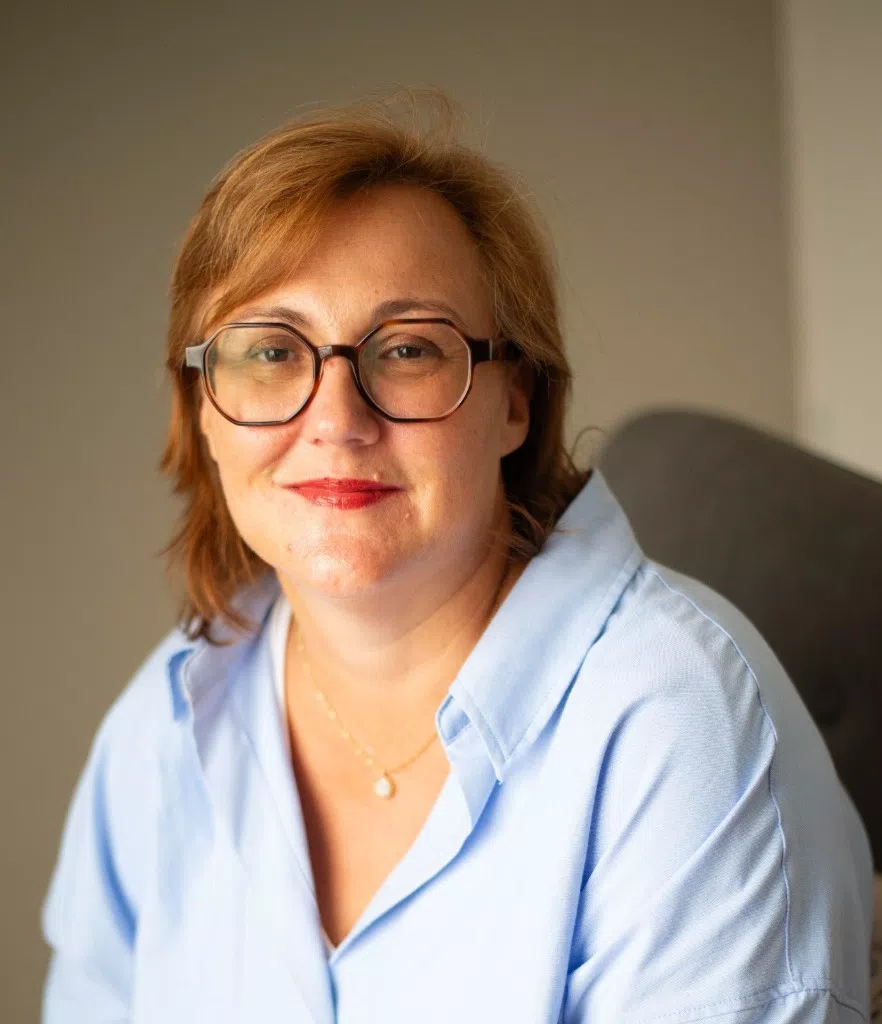 Portrait de Feriel.