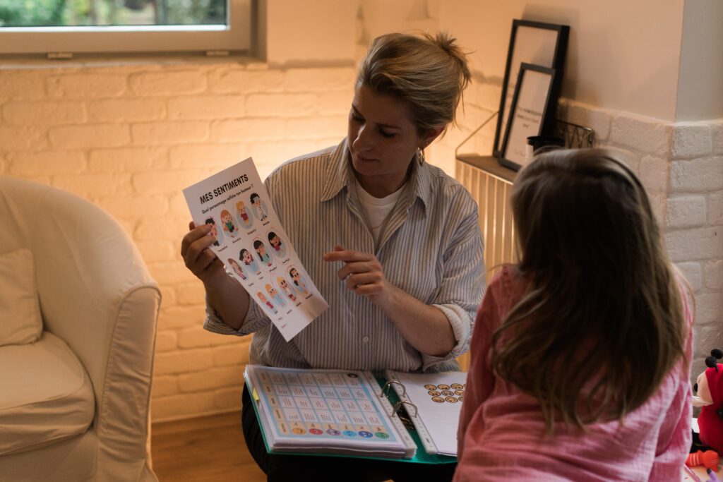 Laure-Anne Delisle avec sa patiente