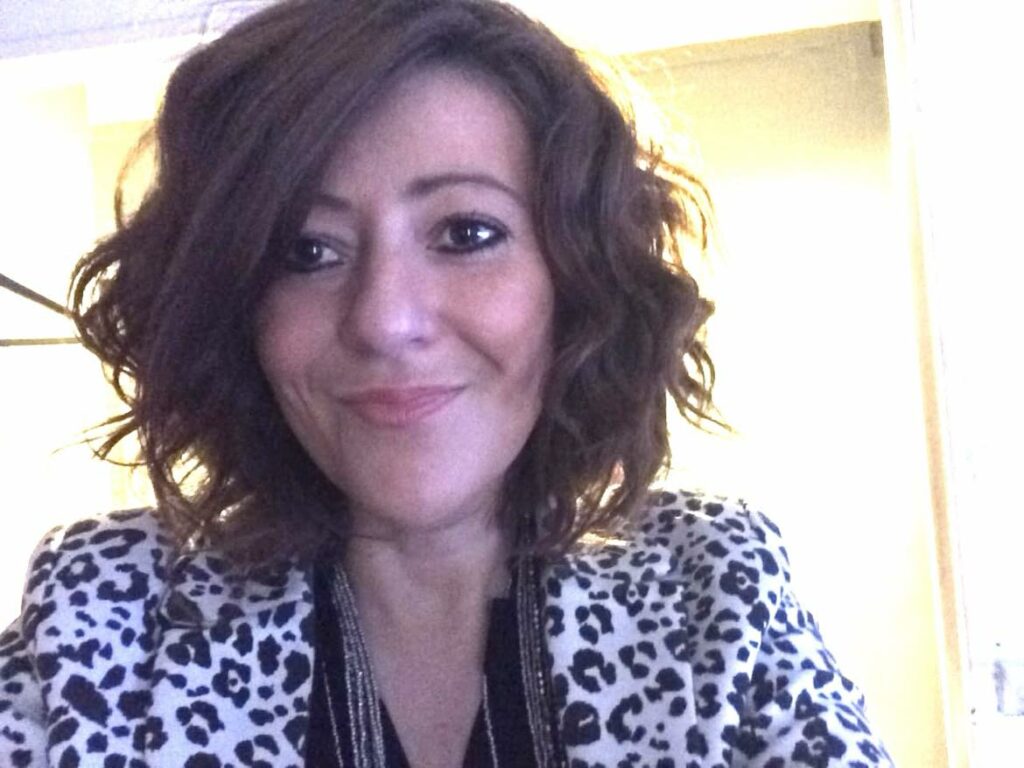 Portrait de Lynda Delhamende